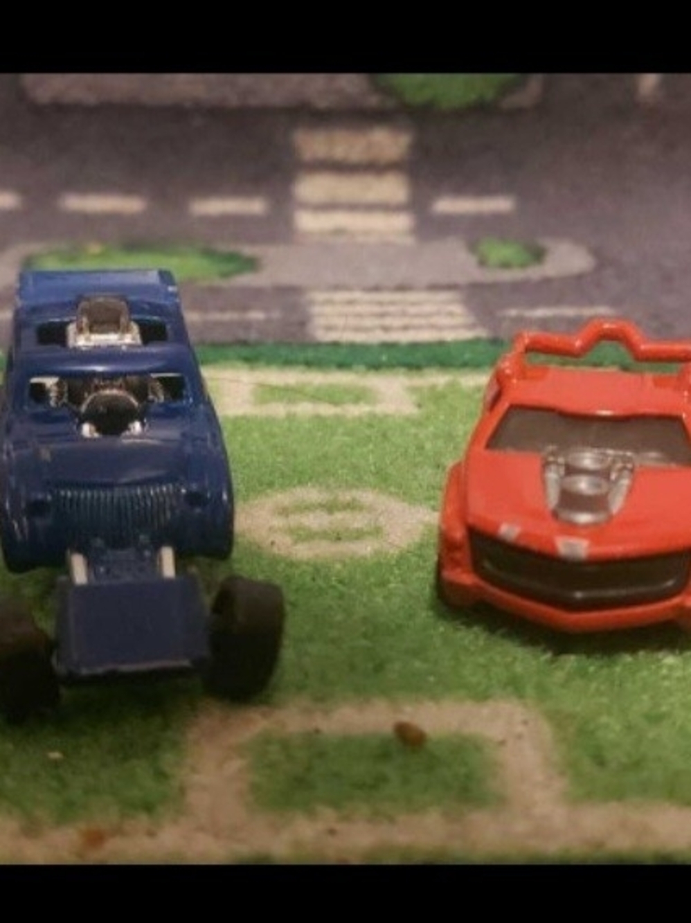 Red N Blue Hot Wheels Cars